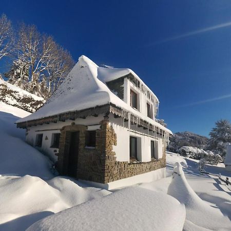 Chalet Avec Vue Panoramique Sur Le Plomb Du Cantal Villa Saint-Jacques-des-Blats Esterno foto