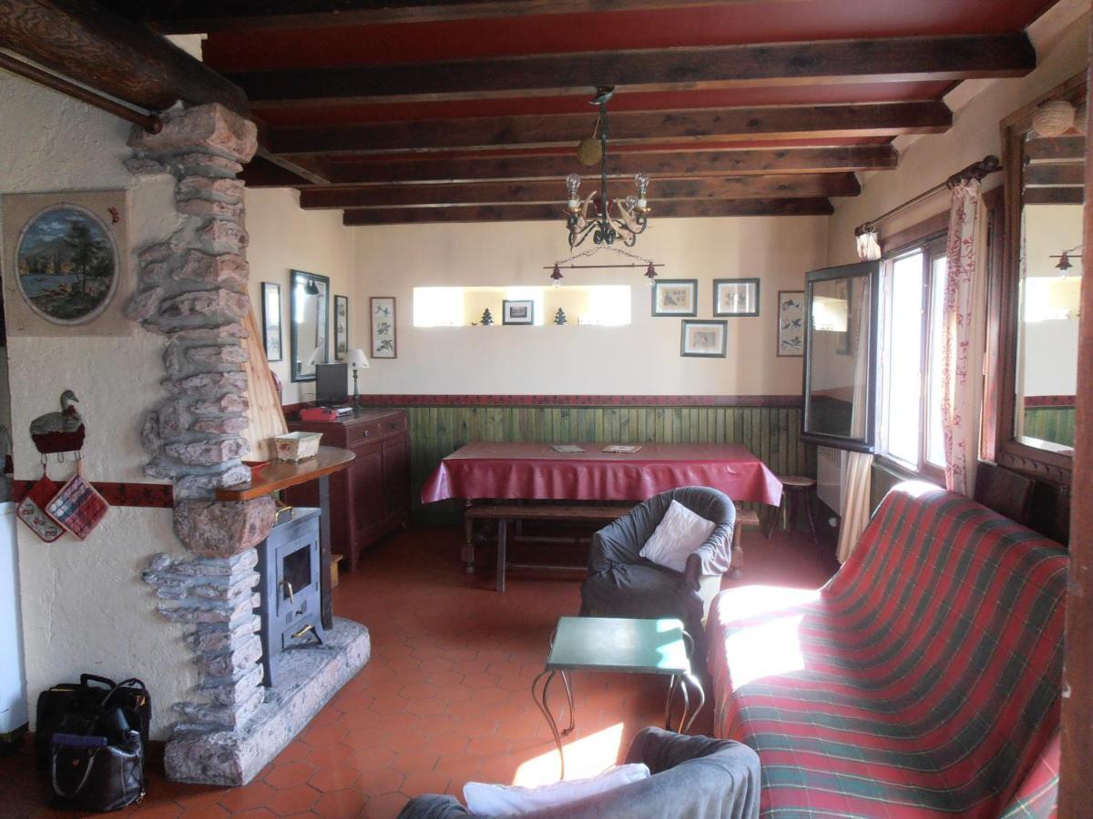 Chalet Avec Vue Panoramique Sur Le Plomb Du Cantal Villa Saint-Jacques-des-Blats Esterno foto